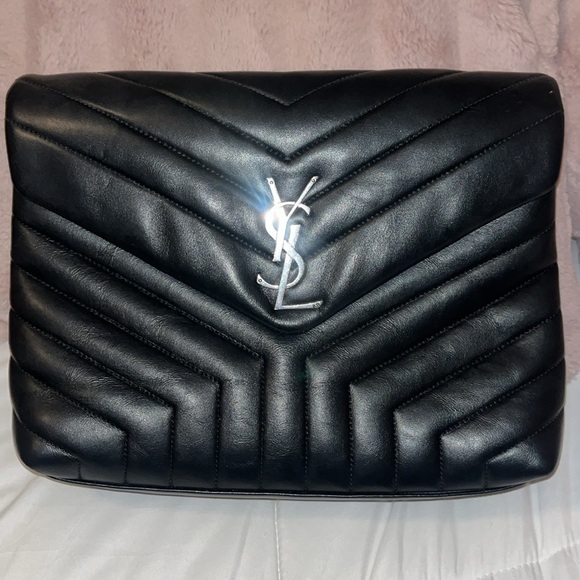 LOULOU MEDIUM IN QUILTED LEATHER - Picture 7 of 8